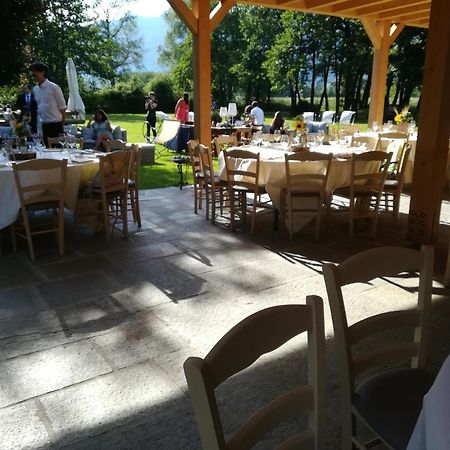 게라 라리오 Cascina Borgofrancone 아파트 호텔 외부 사진