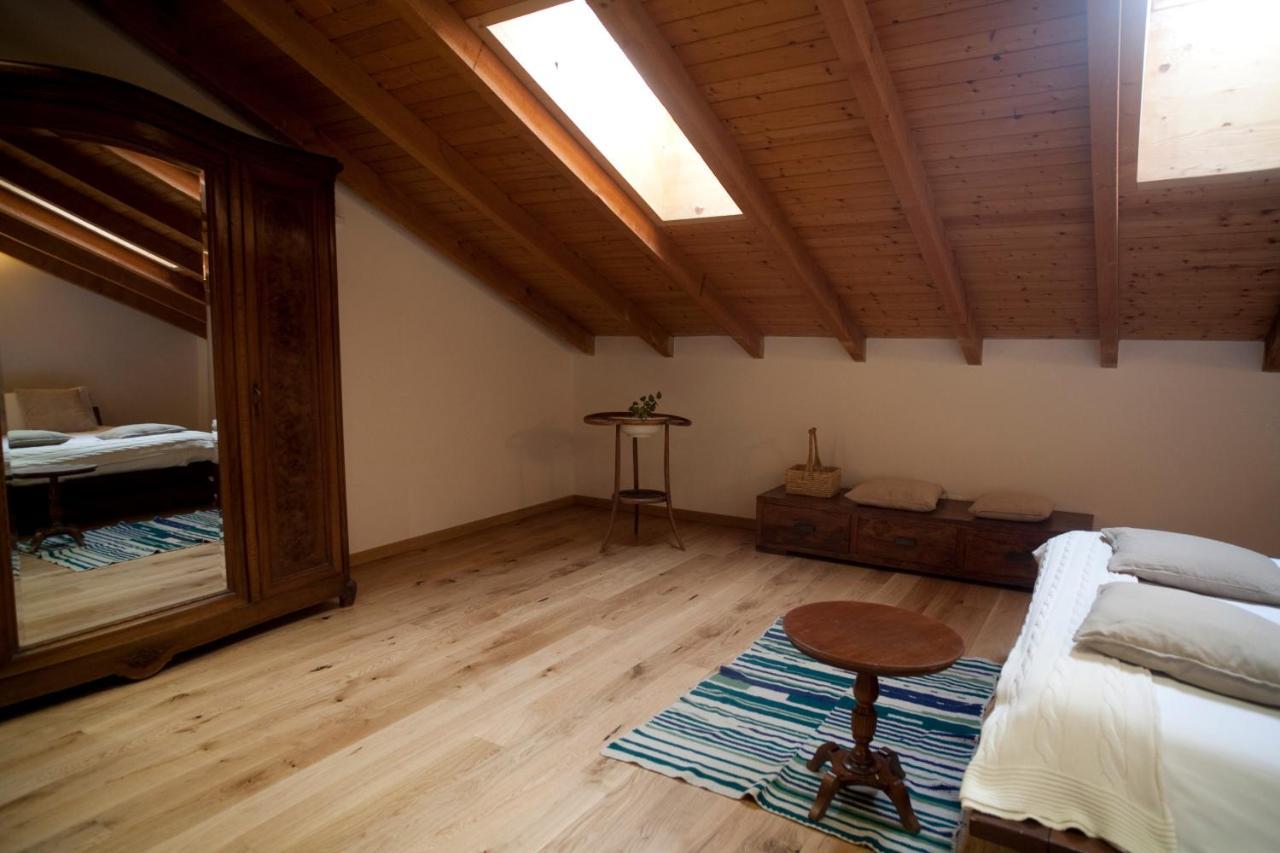 게라 라리오 Cascina Borgofrancone 아파트 호텔 외부 사진